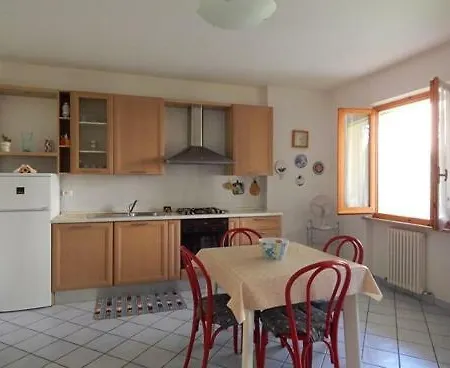 N043 Numana Bilocale Con Giardino